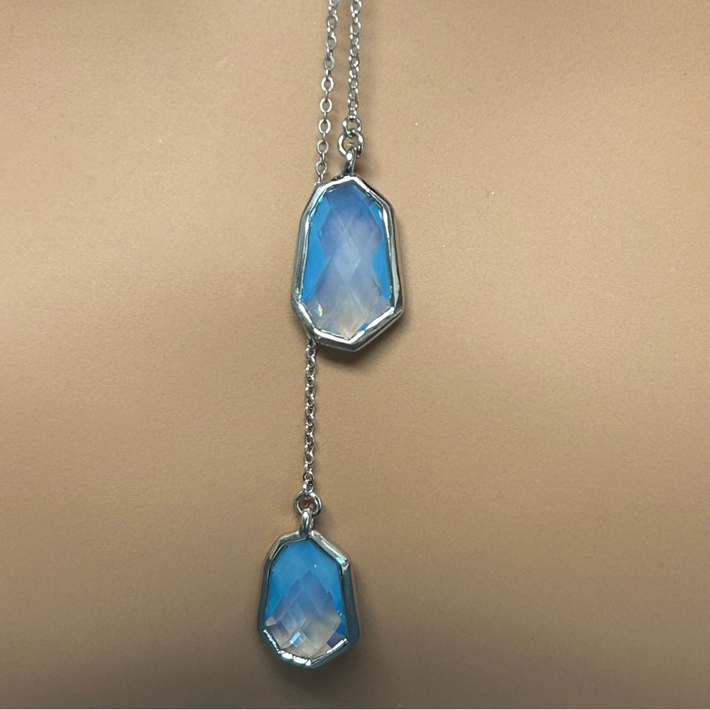 SOLD - NWT Vince Camuto Silver & Caribbean Blue Stone Lariat Necklace - Picture 4 of 7